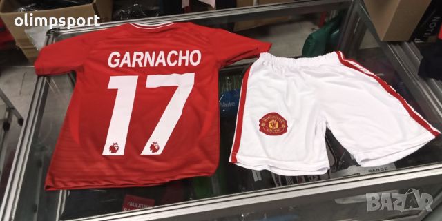 спортен екип Manchester United нов, снимка 2 - Детски комплекти - 46495435