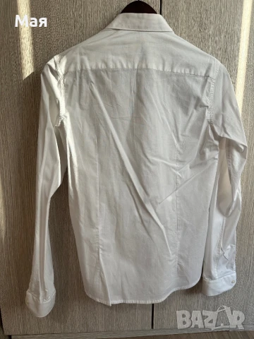 Бяла риза Tommy Hilfiger, снимка 2 - Ризи - 50919675