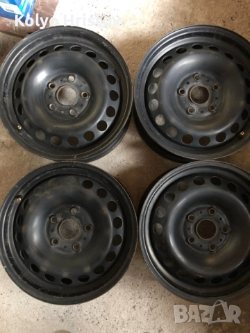 Метални джанти Golf 7 15 цола , снимка 3 - Гуми и джанти - 51687517