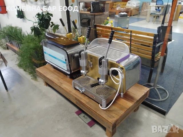 Ретро кафемашина FAEMA URANIA, снимка 3 - Обзавеждане за заведение - 53405046