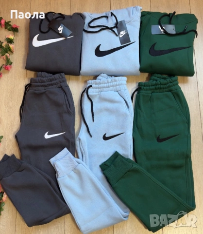 Дамски ватиран екип Nike, снимка 2 - Спортни екипи - 53125526