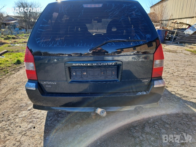 Mitsubishi Space wagon 2.4 GDI 4x4 150hp, снимка 3 - Автомобили и джипове - 53769421