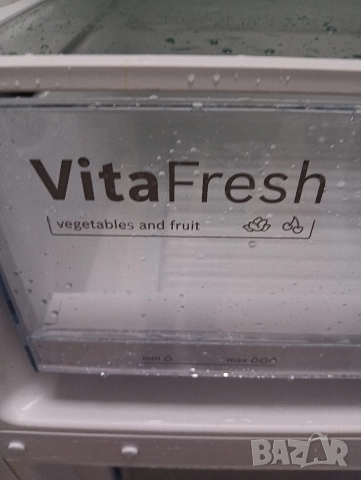 Като нов комбиниран хладилник с фризер Бош Bosch A+++ с две години гаранция!, снимка 8 - Хладилници - 52543947