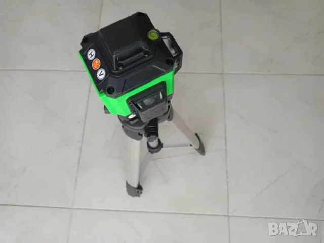 Лазерен нивелир 16 линии + 2 батерии, дистанционно, трипод 1м, IP54, снимка 5 - Други - 52959957