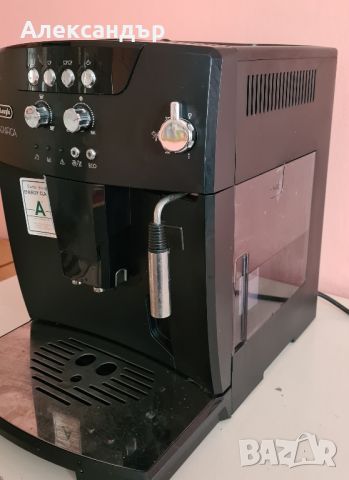 Кафемашина DeLonghi Magnifica, снимка 3 - Кафемашини - 46072729