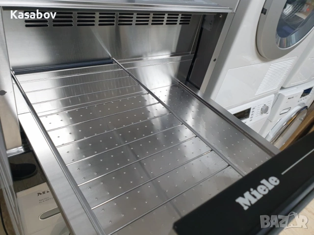 Miele Подгряващо Чекмедже с Дръжка за Вграждане в Кухня 29cm, снимка 7 - Печки, фурни - 53628744
