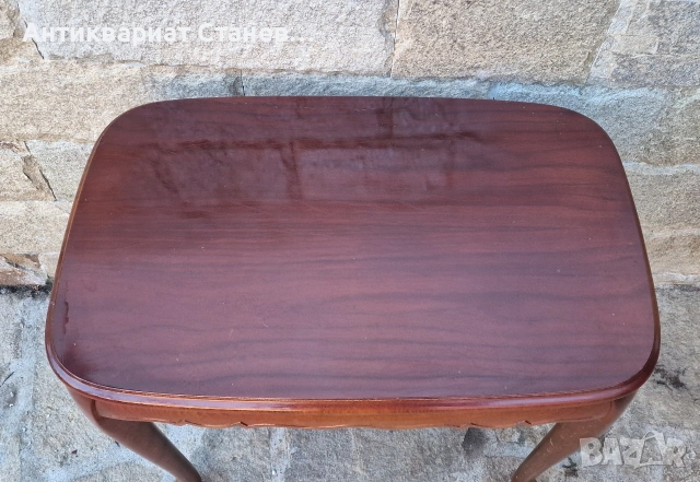 Елегантна дървена масичка в френски стил, снимка 4 - Маси - 54045844