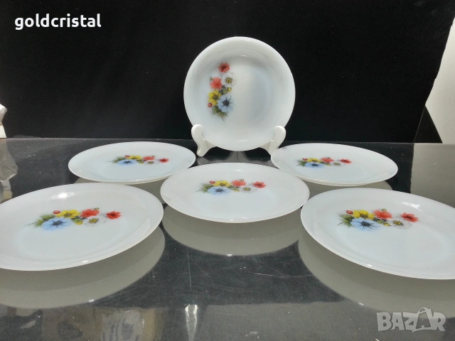 френски аркопал чинии 