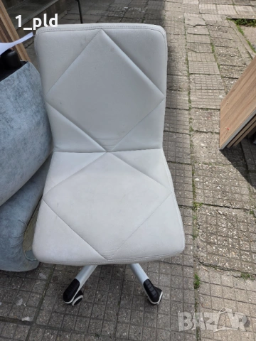 Детски стол въртящ се