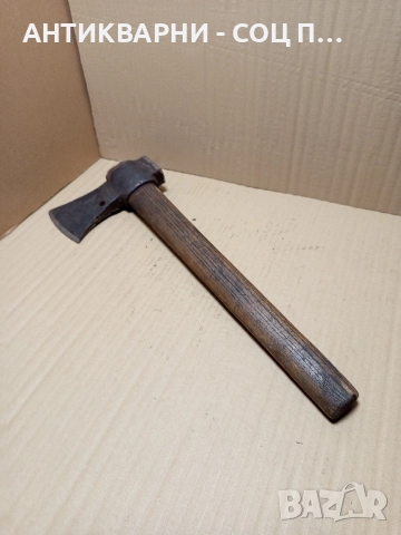 Стара Немска Брадва Със Дръжка Сап 1.700кг.