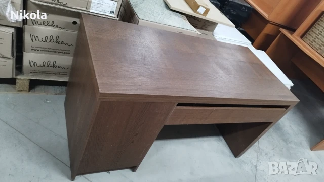 Бюро за офиса или за вкъщи 140/65/73см цвят кафяв - махагон с вградено шкафче, снимка 3 - Бюра - 51230366