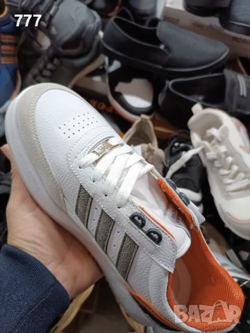 маратонки Adidas , снимка 4 - Маратонки - 45520276