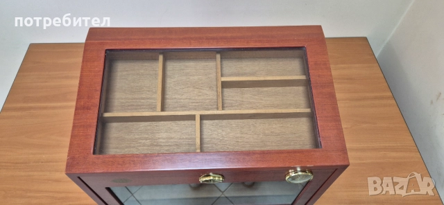 Продавам Хумидор Habanos Presidente Cristal, снимка 5 - Други - 52031573