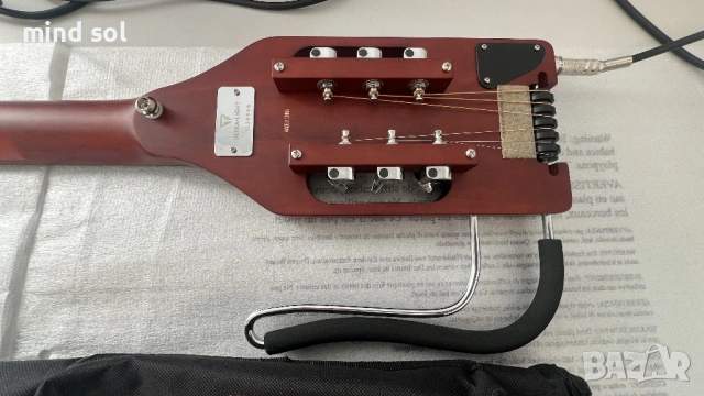 Травъл китара и усилвател като нови Travel guitar, снимка 8 - Китари - 53776876