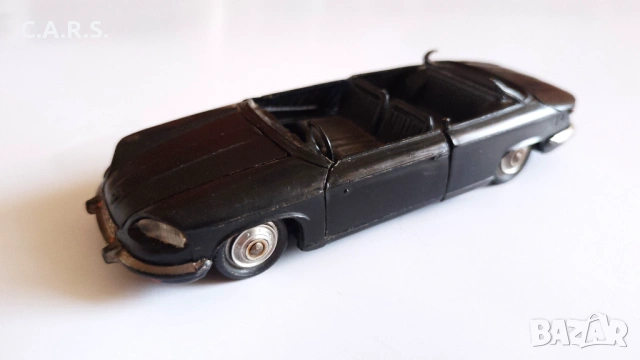 PANHARD 24BT N5 MADE IN USSR TBILISI PLASTIC 1:43, снимка 2 - Колекции - 53072773