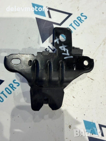 E3B5F442A66CC брава за заден капак от Ford Ka Plus 1.2, 85 ph., 5sp., engine YSKD, 2018, 98 000 km.