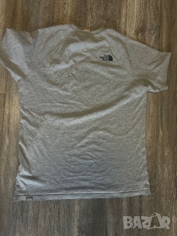 Мъжка Тениска The North Face Redbox Regular Fit — размер М, снимка 2 - Тениски - 46410115