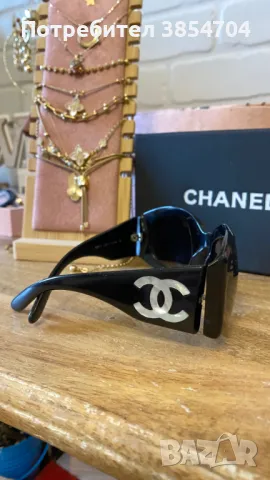 Очила Chanel *Шанел оригинални*седеф*Chanel, Black classic square CC sunglasses, снимка 1 - Слънчеви и диоптрични очила - 47362127