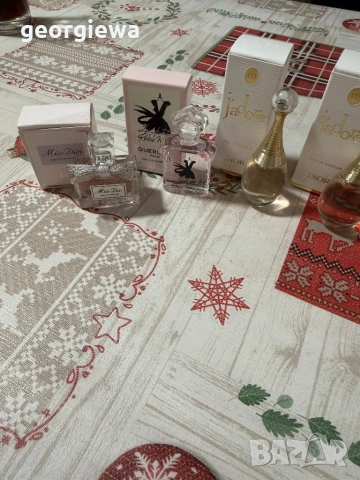 Колекционерски мини парфюми, снимка 4 - Дамски парфюми - 53891831