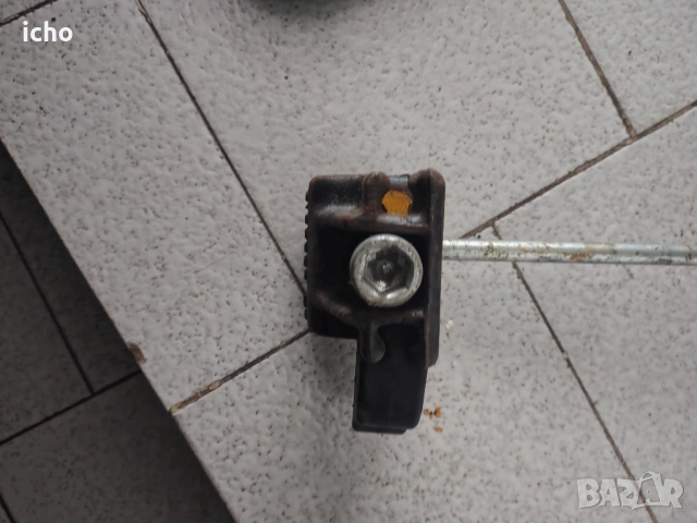 Стяга depose, снимка 4 - Стяги - 51075541