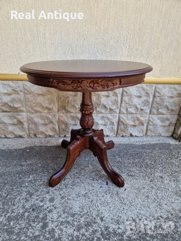 Прекрасна антикварна дървена маса резба интарзия , снимка 2 - Антикварни и старинни предмети - 51668772