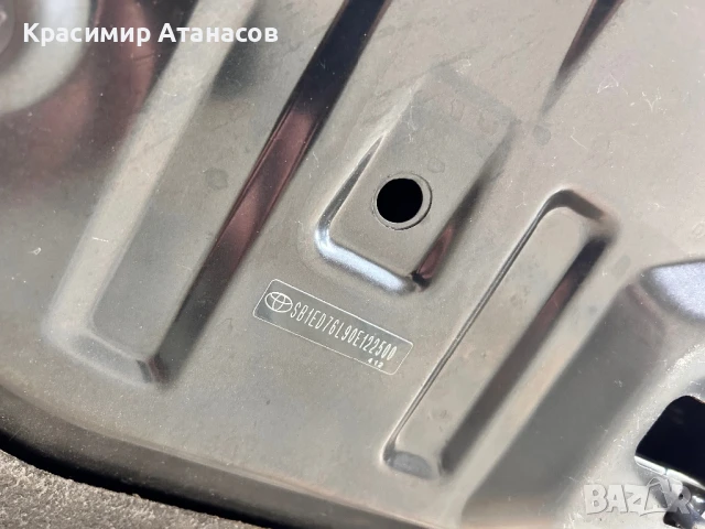 Преден капак за Тойота Авенсис T27. 2009-2015г, снимка 6 - Части - 50505844