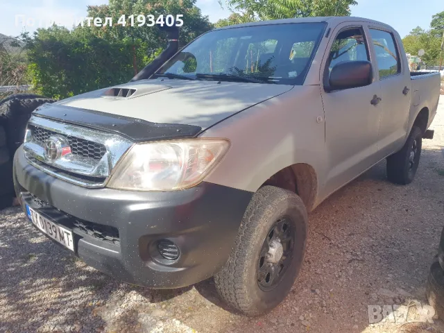 Toyota Hilux 2.5 144кс., снимка 3 - Автомобили и джипове - 47180778