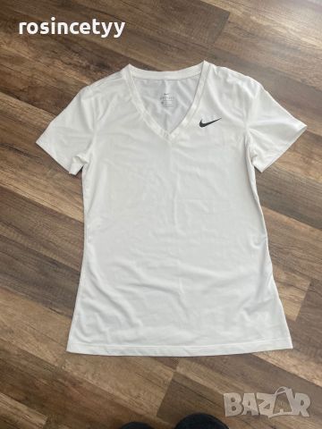 Бяла тениска Nike, снимка 1 - Тениски - 46804377