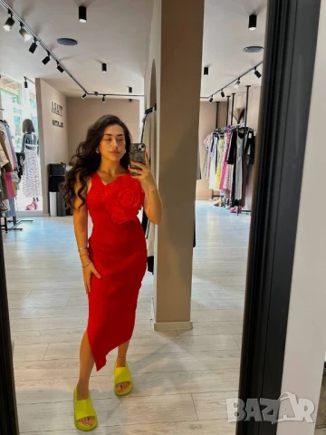 рокля с 3Д цвете, снимка 4 - Рокли - 51024203