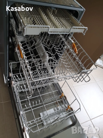 45см - Черно Miele Съдомиялна - 9 Комплекта - Частично Вграждане Тясна, снимка 8 - Съдомиялни - 52675947