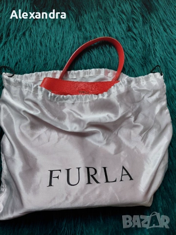 Червена чанта Furla, снимка 2 - Чанти - 54087143