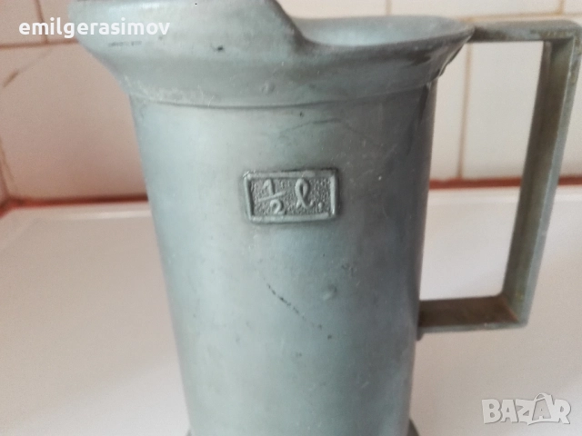 Три вази и две метални халби., снимка 13 - Други стоки за дома - 17406434