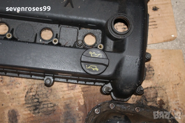 Капак клапани Мазда 3 2008 2.3i Mazda 3 , снимка 4 - Части - 53489445