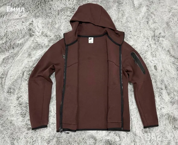 Мъжко горнище с качулка Nike Tech Fleece, Размер М, снимка 6 - Суичъри - 47896914