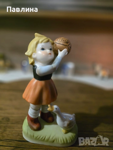 Порцеланова немска фигурка