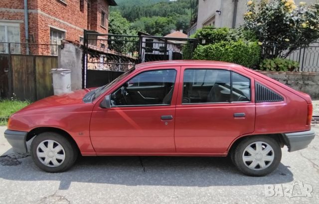 Opel Kadett 1.3I, снимка 3 - Автомобили и джипове - 46117025