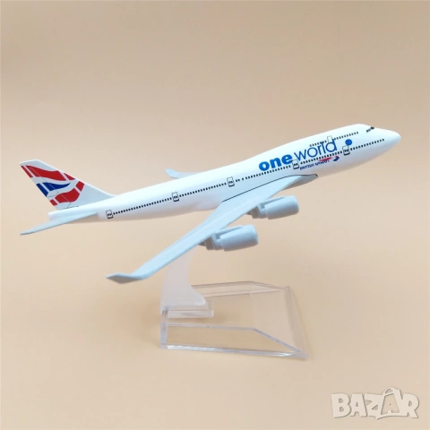 Boeing 747 самолет модел макет One World американски превоз пътници черна кутия пилот диспечер полет, снимка 3 - Коли, камиони, мотори, писти - 54059828