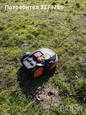Косачка робот Landroid Worx WR102SI / 20V, Li-Io-2.0Ah, снимка 4 - Градинска техника - 53744241