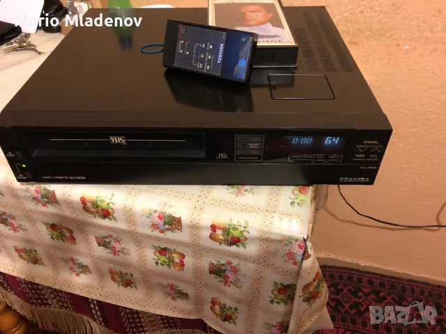 Видео Toshiba vhs, снимка 3 - Плейъри, домашно кино, прожектори - 49218675