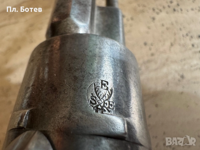 Стар револвер, пистолет, снимка 2 - Антикварни и старинни предмети - 52976928