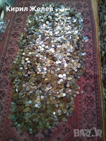 Монети от цял свят 11,800 броя 44 кила 78910