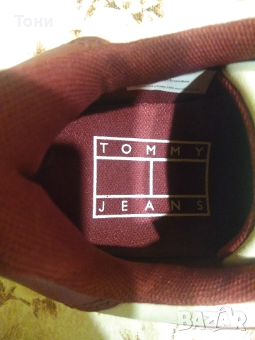 TOMMY HILFIGER Оригинал Нови Дамски Маратонки от Естествена Кожа 41, снимка 9 - Маратонки - 52542424