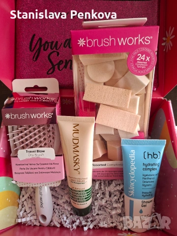 Козметика и аксесоари от абонаментни кутии + подарък