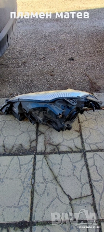 десен фар за Хонда ФРВ , снимка 2 - Части - 53110058