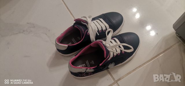 Детски обувки Geox, снимка 3 - Детски маратонки - 45083519