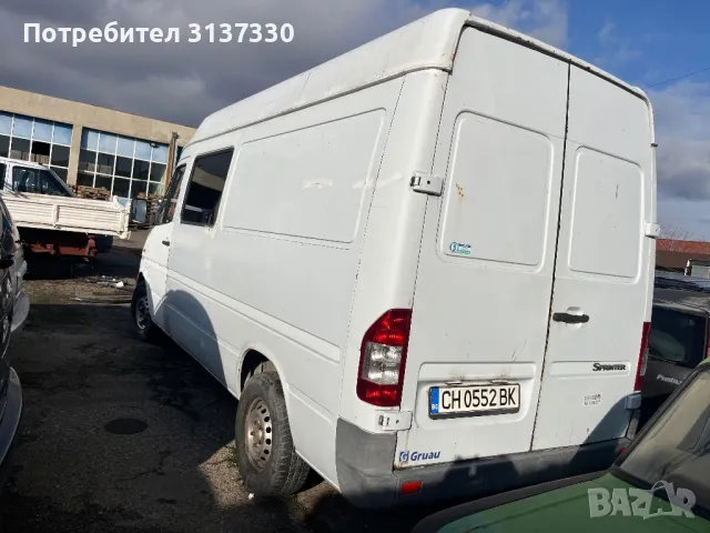 Mercedes Sprinter 208, снимка 4 - Бусове и автобуси - 48240365