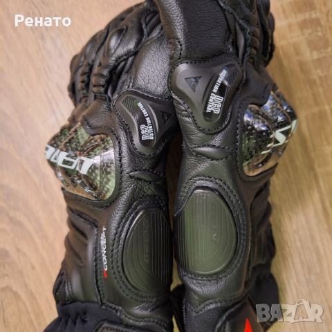 Ръкавици за мотоциклет Dainese Carbon 4 Short, снимка 4 - Други - 45039258