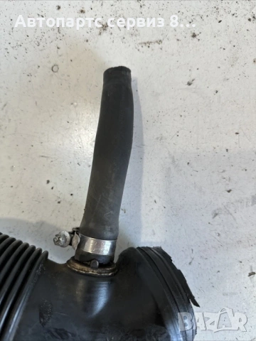 Въздушен маркуч за Alfa Romeo 159 Sportwagon 2009 2.0 M-Jet Оригинален 51858781, снимка 2 - Части - 53096507