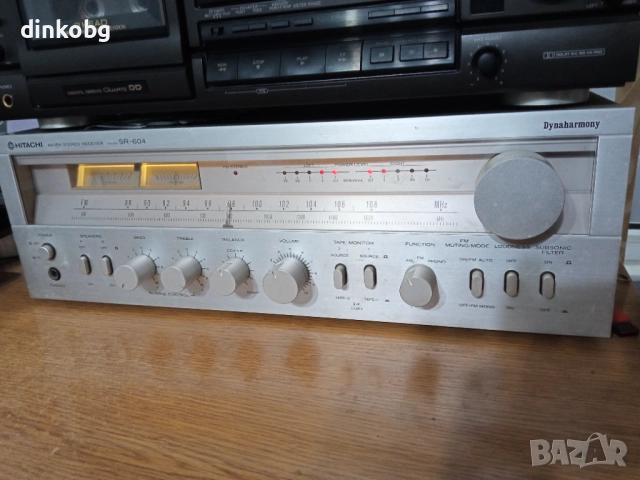 Усилвател Hitachi, снимка 2 - Ресийвъри, усилватели, смесителни пултове - 52576622