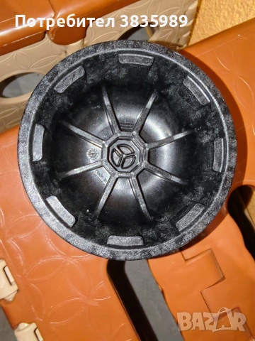 Продавам чашка/ключ за капачки на джанти Мерцедес бенц, снимка 4 - Аксесоари и консумативи - 53469690